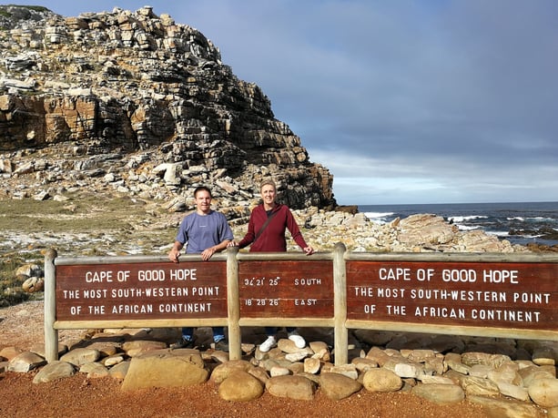 Martijn en zijn voormalige manager Anne in Kaapstad op de Tafelberg, Kaap de Goede Hoop.